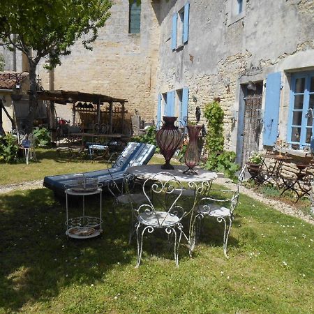 Bed and Breakfast Le vieux Prieuré à Cressé Extérieur photo